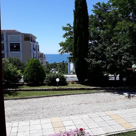 St. George 2*
