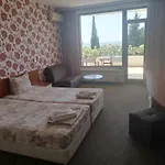 St. George بيت ضيافة 2*