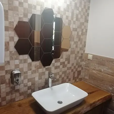 בית הארחה St. George 2*