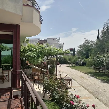 St. George Guest house Sveti Vlas
