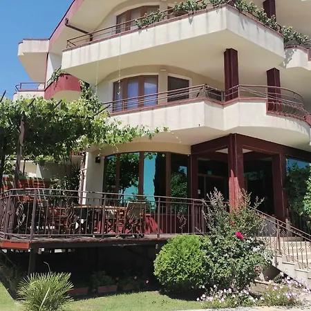 Guest house St. George 2*