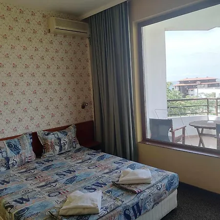 בית הארחה St. George סבטי ולאס