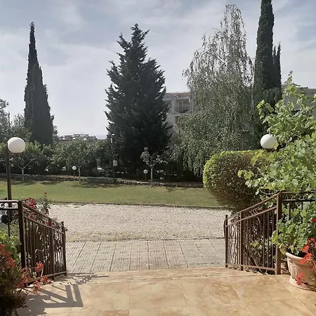 St. George סבטי ולאס