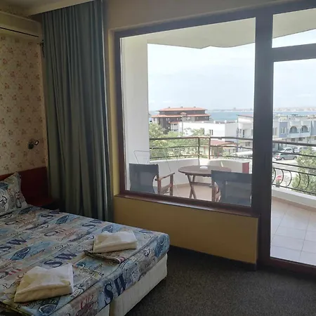 בית הארחה St. George 2*